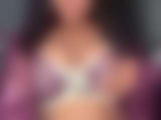 Live cam show with yourmamisilk - Middle Aged on Hubzter Live