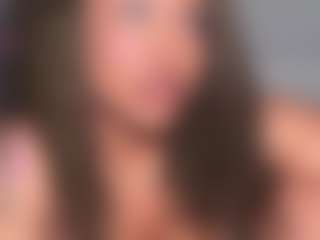 yourmamisilk's Live Sex Cam Show