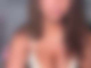 Live cam show with yourmamisilk - Mature on StripNow
