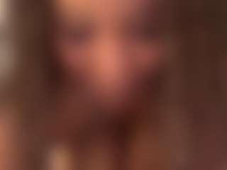 yourmamisilk's Live Sex Cam Show