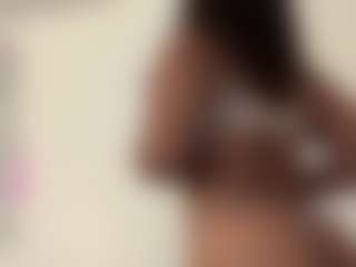 yourmamisilk's Live Sex Cam Show