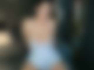donatta MILF webcam performer live streaming