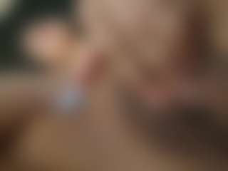 donatta's Live Sex Cam Show
