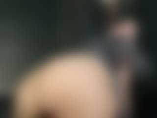 donatta MILF webcam performer live streaming