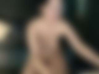 Live cam show with donatta - Dress on Hubzter Live