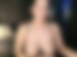 Live cam show with donatta - Normal on Stripli.com