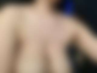Live cam show with donatta - Normal on Camsoda