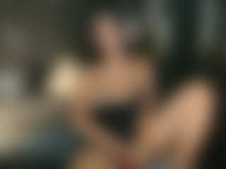 Live cam show with donatta - Curvy MILF on crypto-cams