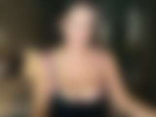 Live cam show with donatta - Smoking on hotwifechat.live