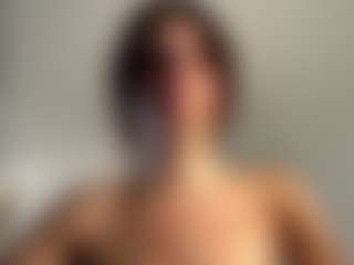 Mika's Live Sex Cam Show