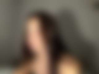 Live cam show with Mika - Asian Teen (18+) on livesuperchat.net
