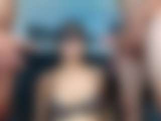 MiaKim's Live Sex Cam Show