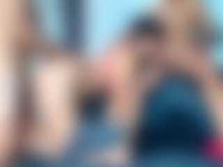 MiaKim's Live Sex Cam Show