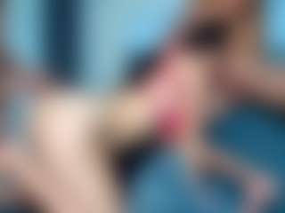 MiaKim's Live Sex Cam Show