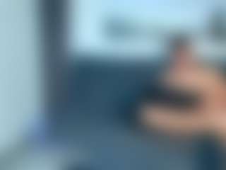 MiaKim's Live Sex Cam Show
