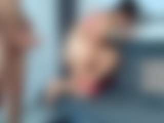 MiaKim's Live Sex Cam Show