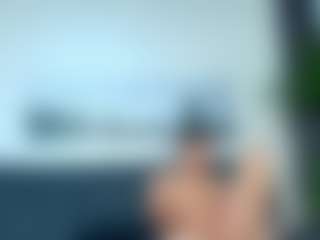 MiaKim's Live Sex Cam Show
