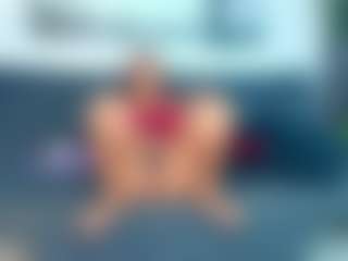 Live cam show with MiaKim - White on Camsoda | colombia