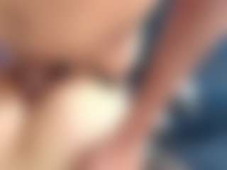 MiaKim's Live Sex Cam Show