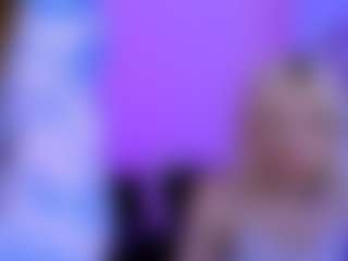 sabrina-mooore's Live Sex Cam Show