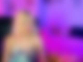 Live cam show with sabrina-mooore - White on luckytryst.com