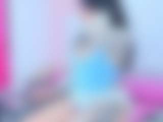 Live cam show with Alana61 - Thick on Camsoda