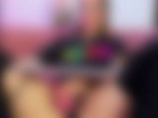 Live cam show with Daily - Blonde Hair Curvy on CamwithHer