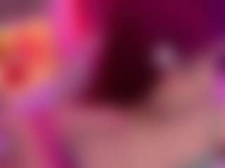 Live cam show with Danika Dahl - Teen (18+) on AdultVida.com