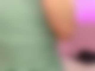 Live cam show with Danika Dahl - Lean on CamClone