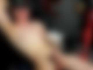 EmmitBarker's Live Sex Cam Show