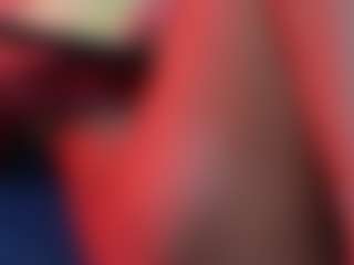 Live cam show with NaomiAmora - Blonde Hair on Camsoda