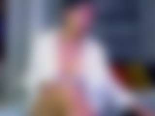 Live cam show with Julianewell - Grey on StripNow