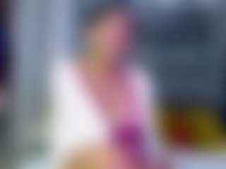 Julianewell's Live Sex Cam Show