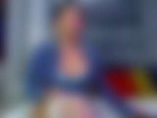 Julianewell's Live Sex Cam Show