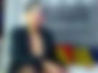 Julianewell's Live Sex Cam Show