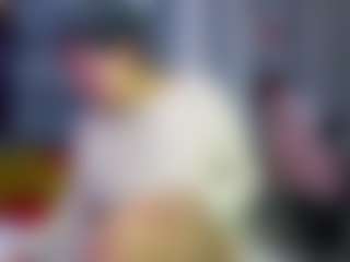 Julianewell's Live Sex Cam Show