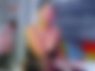 Live cam show with Julianewell - Curvy MILF on crypto-cams