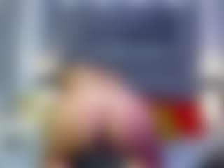 Julianewell's Live Sex Cam Show