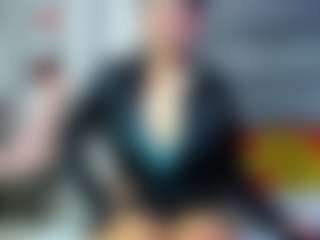 Live cam show with Julianewell - Tattoos Granny on madthumbs