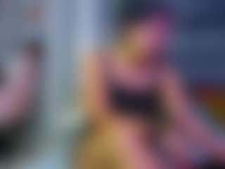 Live cam show with Julianewell - Ass Clapping on friskycurves.com