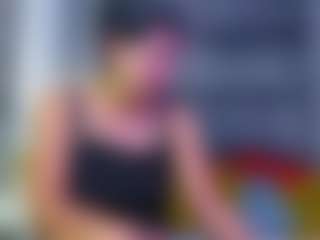 Live cam show with Julianewell - Granny on xDating