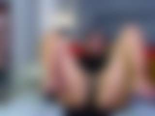 Julianewell's Live Sex Cam Show