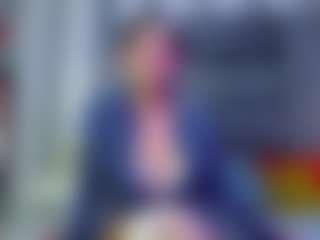 Julianewell's Live Sex Cam Show