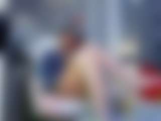 Julianewell's Live Sex Cam Show