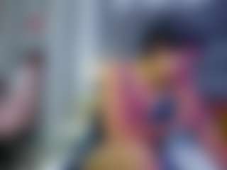 Julianewell MILF webcam performer live streaming