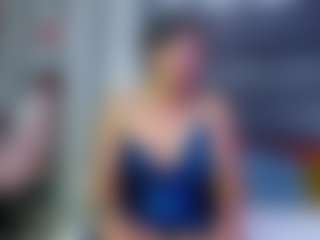 Julianewell's Live Sex Cam Show
