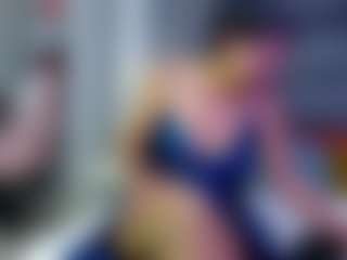 Live cam show with Julianewell - Grey on TeamSkeetLive