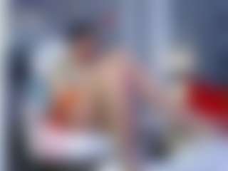 Live cam show with Julianewell - Grey on StripNow