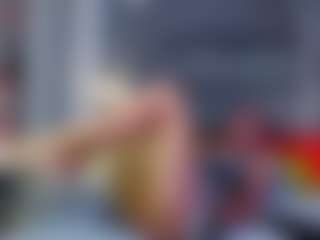 Live cam show with Julianewell - Mature on fapnchat