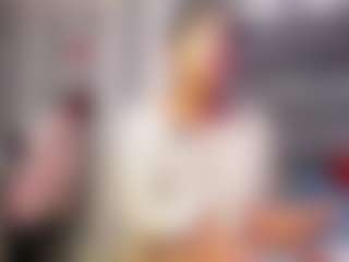 Julianewell's Live Sex Cam Show